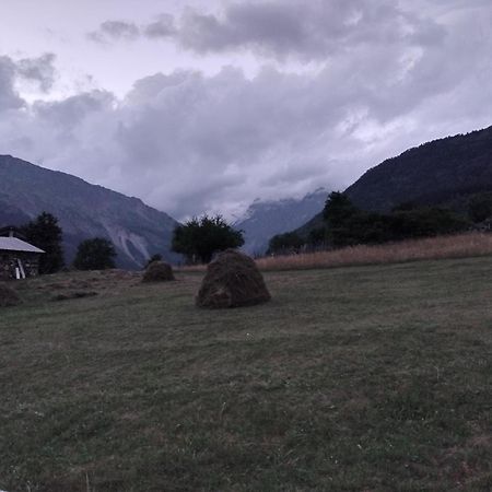 Tebdi Qor, Warm Home Mestia Esterno foto